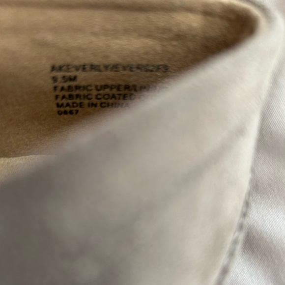 Anne Klein Everly Taupe Fabric Slip On Penny Loafers Women's Size 9.5M - Picture 14 of 14